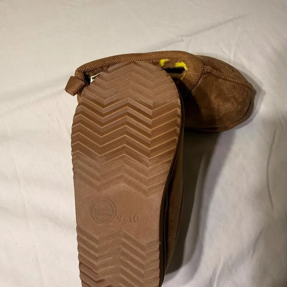 Wonder-nation Brown and Tan Slippers